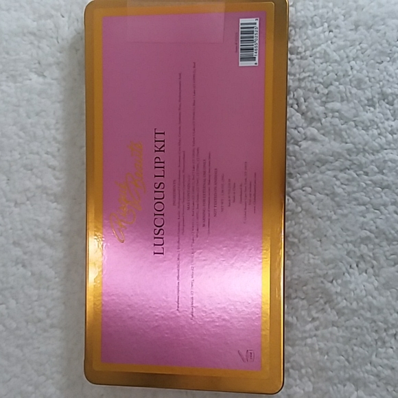 Risque Beaute' Luscious Kit - Picture 5 of 5